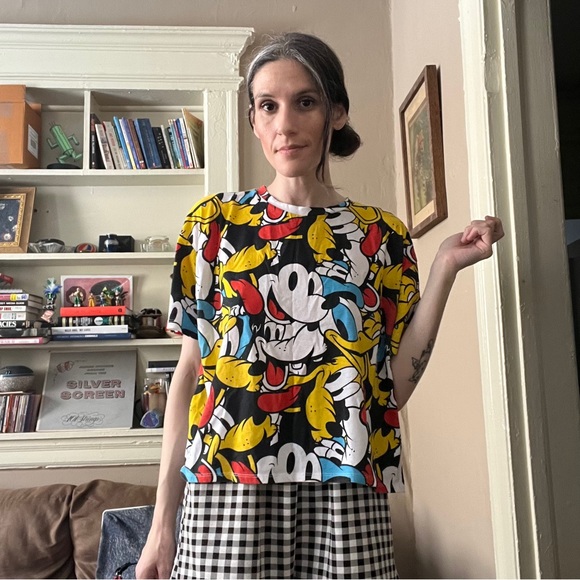 🍭 3/$20 (teens) • Disney characters print short sleeved top - Picture 7 of 10